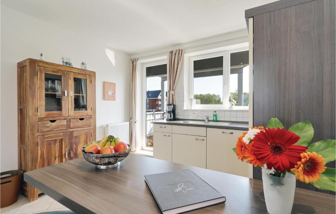 Stunning Apartment In Rechlin With 1 Bedrooms And Wifi エクステリア 写真